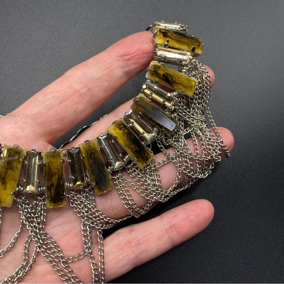 SIMPLY VERA Vera Wang Chain & Faux Tortoise Cabachons Statement Necklace - Picture 8 of 8